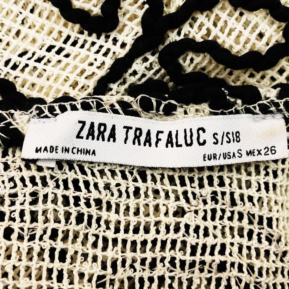 Zara Black and Cream Patterned Tank Top - Picture 2 of 4